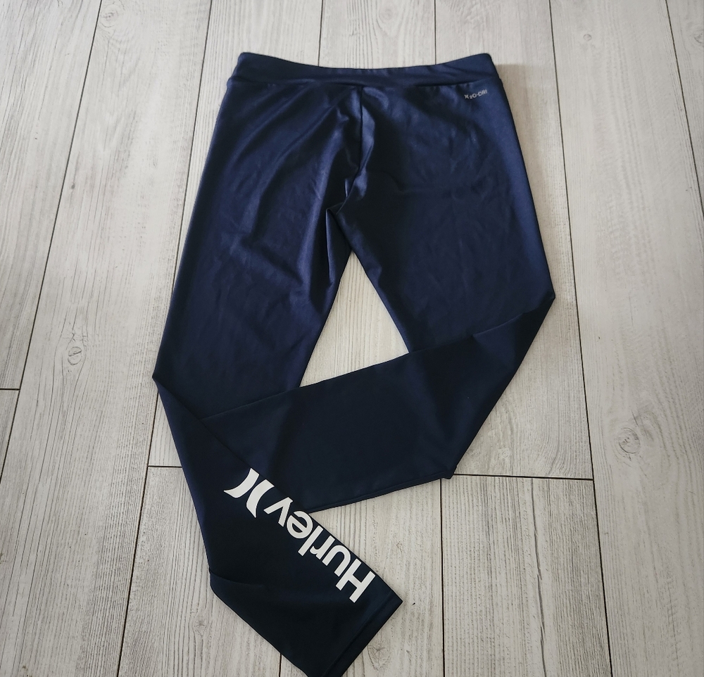 2/10$ 🩷 Hurley Navy Leggings